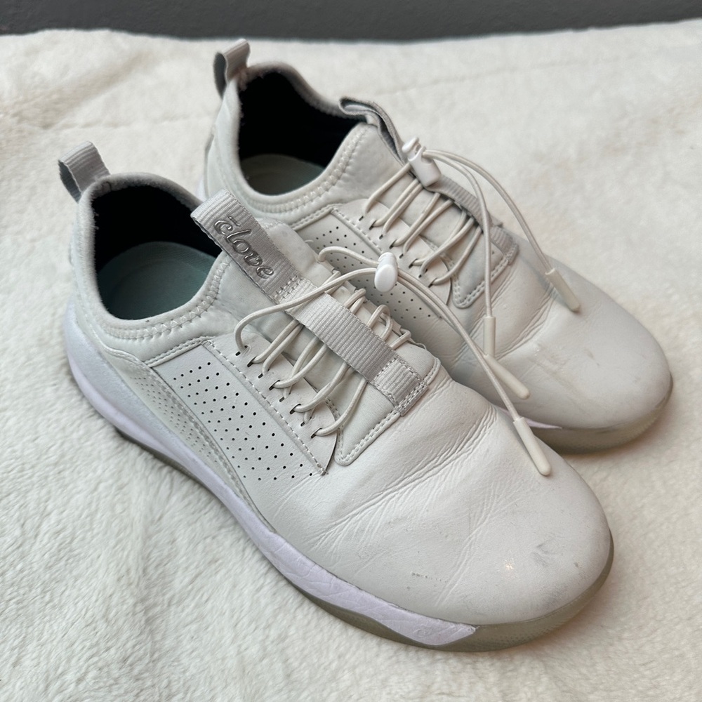 Clove classic sneakers
